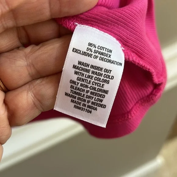 Crown & Ivy Pink Ruffle Sleeve White Trim Summer Top Size Medium - Picture 4 of 6